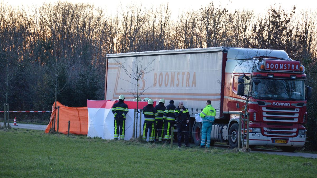 Dode bij ongeluk in Wilhelminaoord, vrouw overreden door vrachtwagen