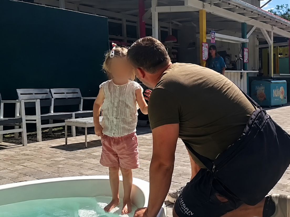 Vader Frank van Vliet met zijn dochtertje Ellaria in gelukkiger tijden