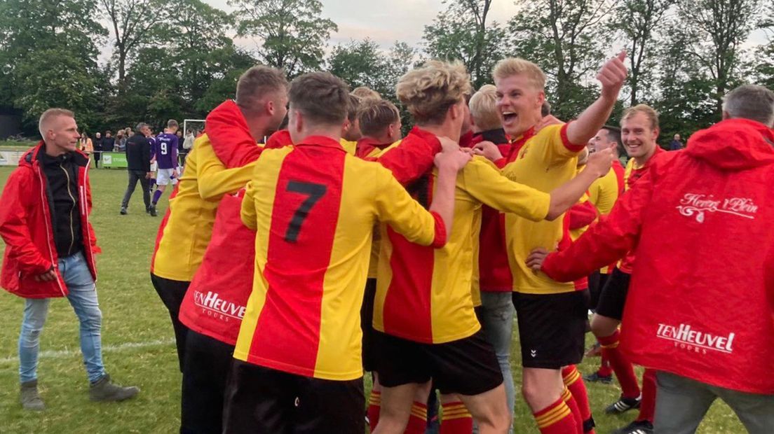 Vitesse'63 viert feest