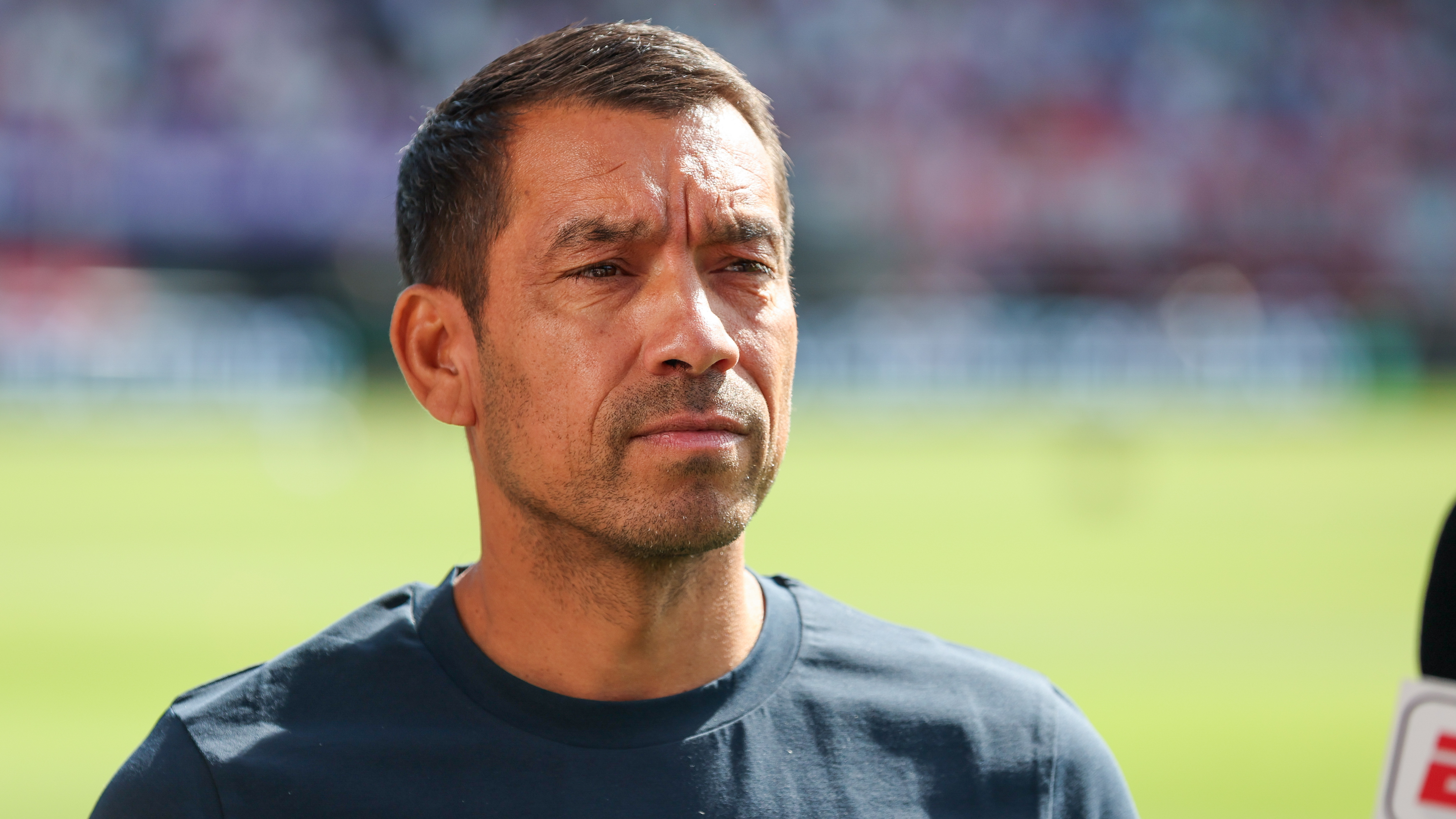 Giovanni van Bronckhorst voor de wedstrijd van Feyenoord tegen Sparta