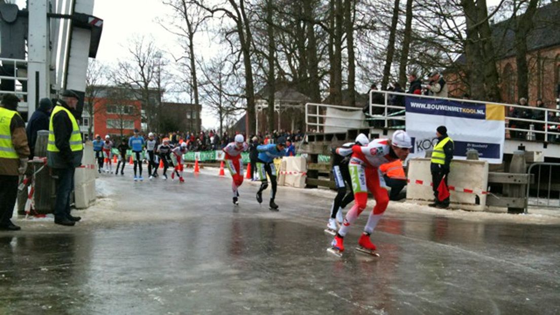Osinga op kop in de schaatsmarathon van Appingedam