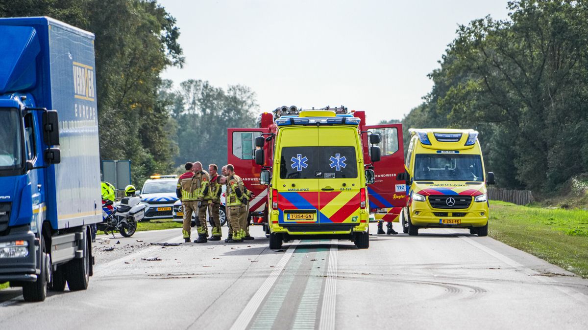 Dodelijk ongeluk op N34 bij Holthone, weg afgesloten