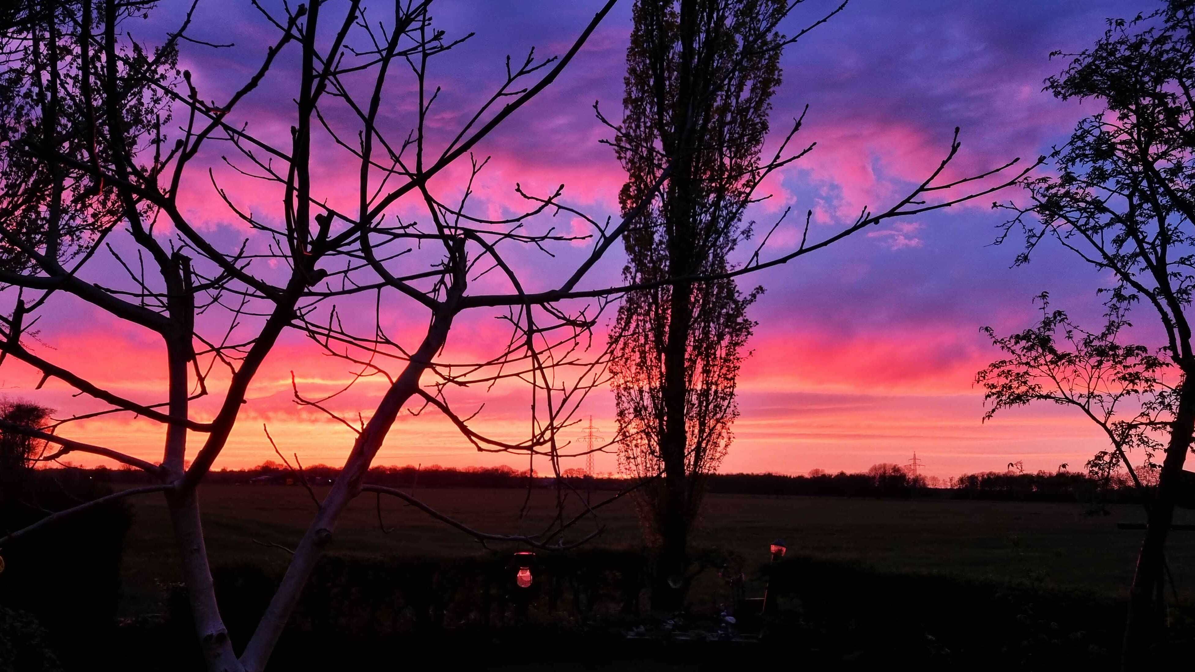 Saharastof bereikt Drenthe: moet de auto weer worden gewassen?