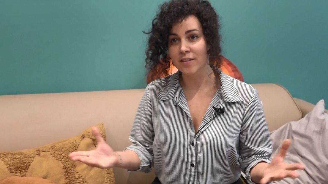 Julia el Mecky.