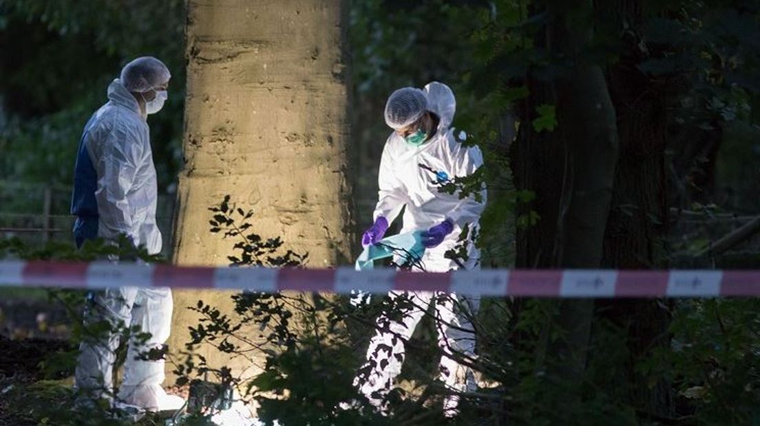 De jas die aan het eind van de middag is gevonden in een bos bij Huis ter Heide, een dorp in de gemeente Zeist, is vermoedelijk van de vermiste Anne Faber. Dat heeft de politie gezegd in Opsporing Verzocht.