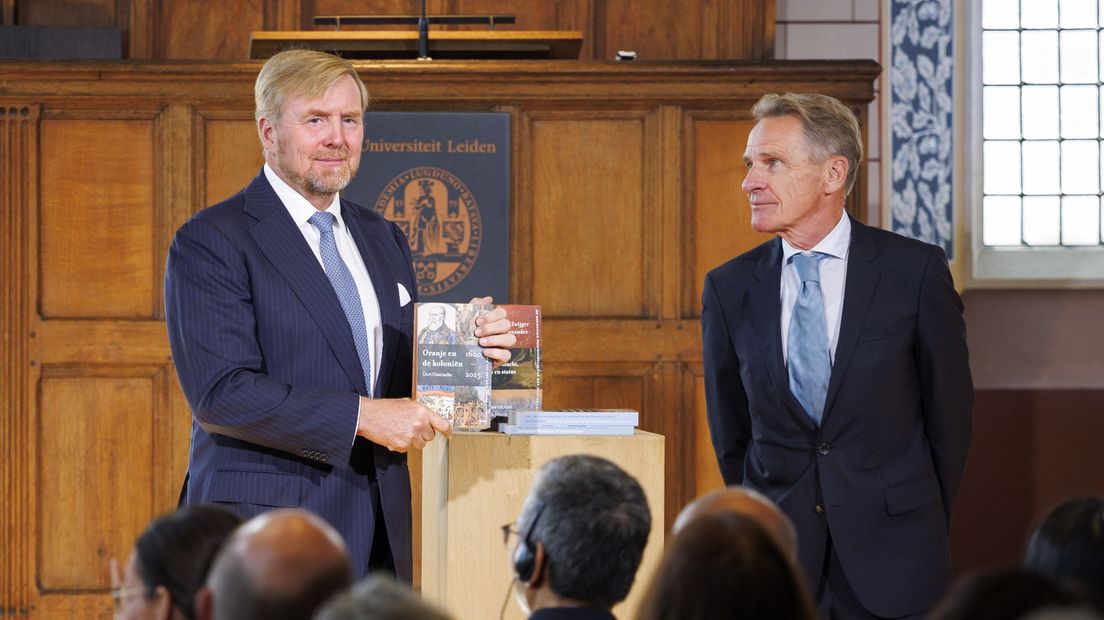 Koning Willem-Alexander tijdens de presentatie van het onderzoek