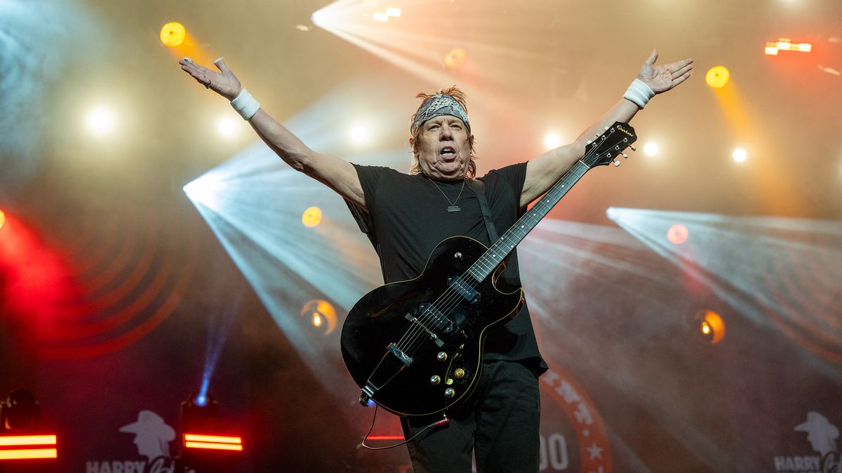 In beeld: swingen op de blues in Grolloo