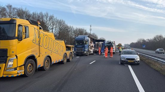 A1 tot 15.00 uur dicht na zwaar ongeval