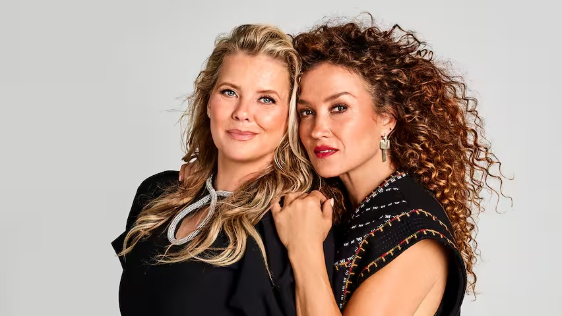 Babette van Veen en Katja Schuurman treden op in Rotterdam