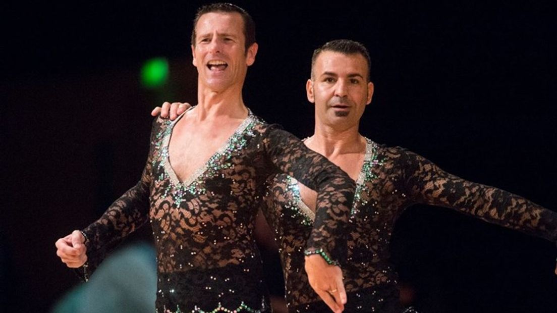 Het Nederlandse duo Mario Houtsma-Gretch en Jan de Haas in actie tijdens de EuroGames in Stockholm in 2015.
