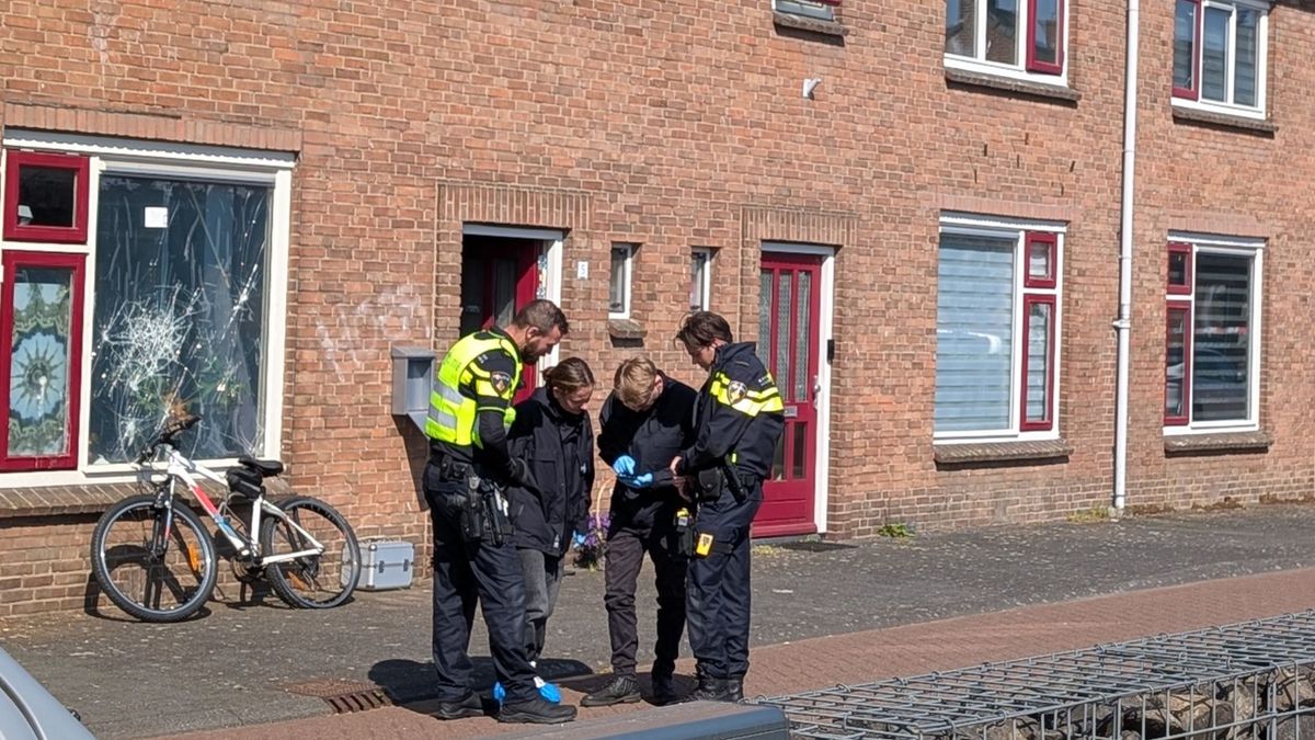 Mogelijk steekincident in huis: bewoner aangehouden