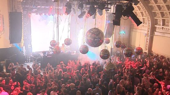 Wie komt naar De Affaire ?