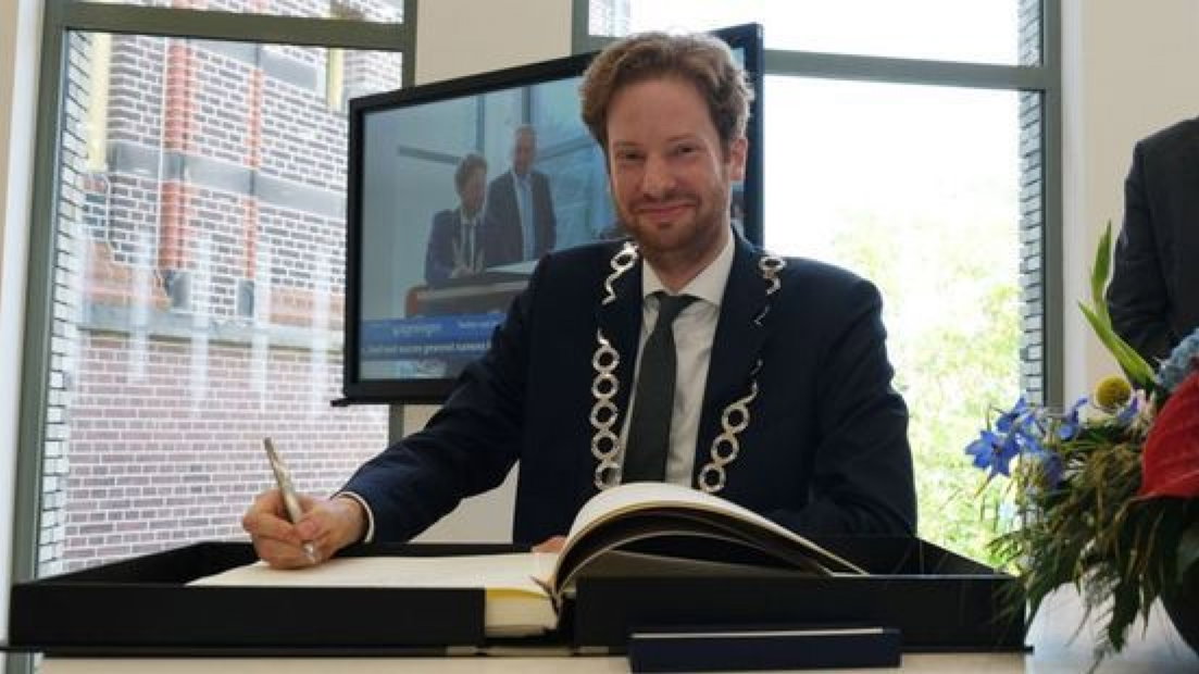 Burgemeester Floor Vermeulen van Wageningen.
