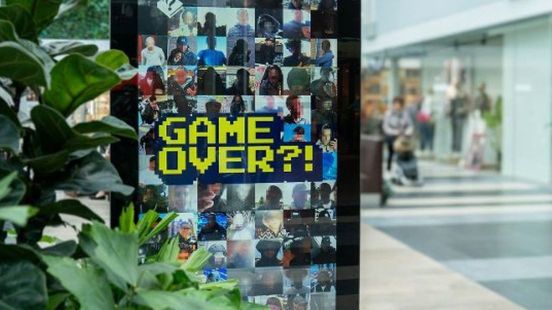 Verdachten van vijf Gelderse misdrijven herkenbaar getoond