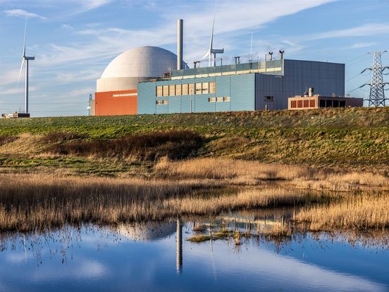 'Aandelen verkopen of kerncentrale moet dicht zoals gepland'