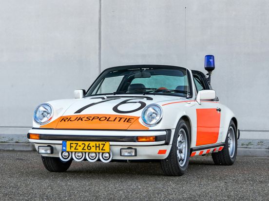 Bert (70) en Jan (75) bewaren warme herinneringen aan hun koude politie-Porsche: 'Die was toch wel het mooist'