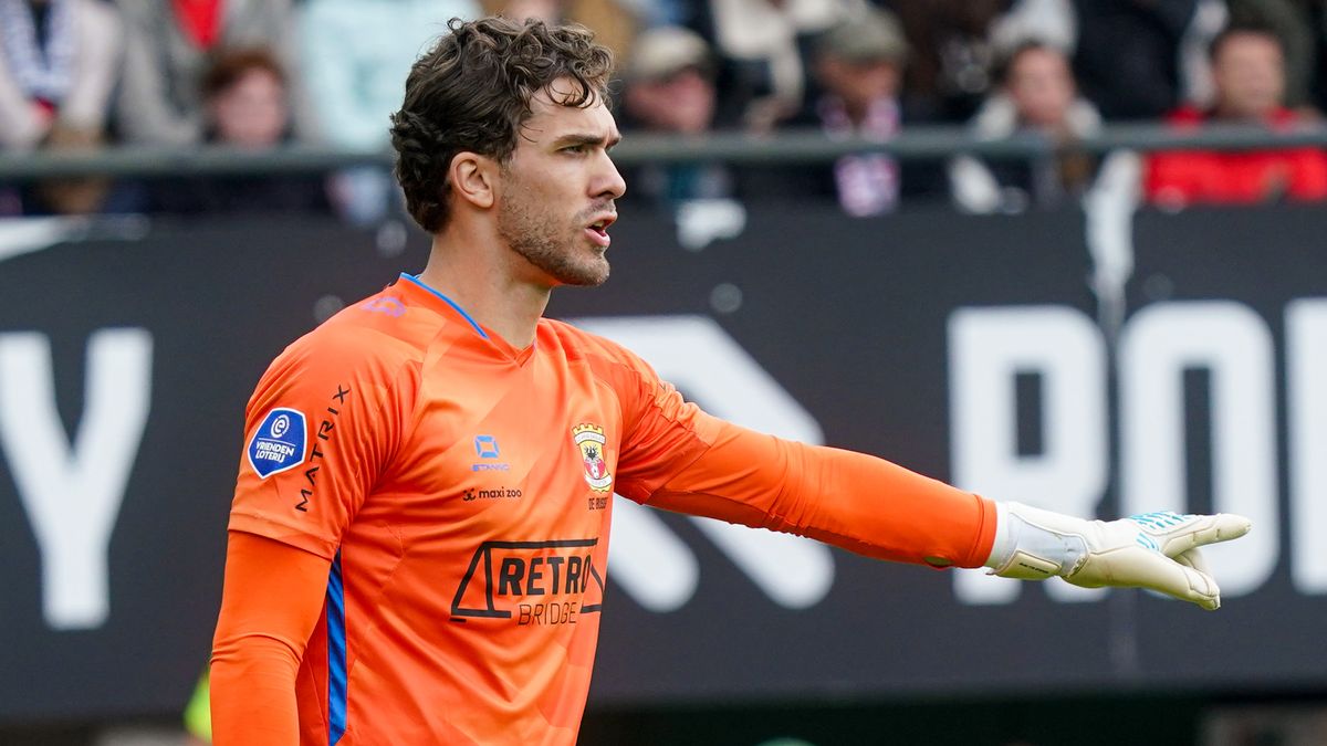 'AZ wil Jari De Busser overnemen van Go Ahead Eagles'