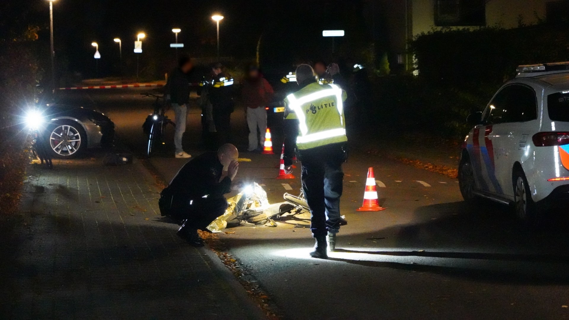 LIVE | Fietser aangereden door automobilist in Groningen en vier voertuigen botsen bij Papenvoort.