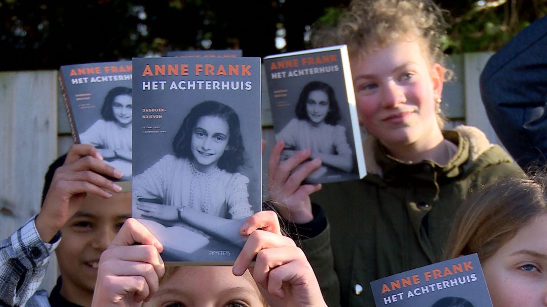 Groep 8 leerlingen van alle basisscholen in Vlissingen en Veere krijgen dit boek.