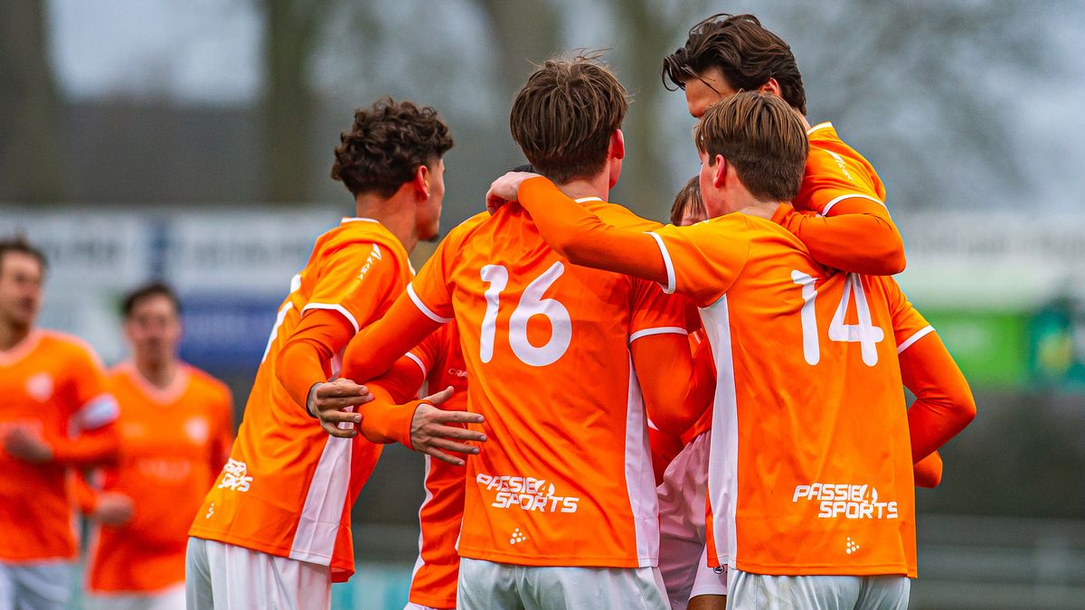 Samenvattingen: NEO grijpt periodetitel, d'Olde Veste pakt een punt en CSV'28 wint Zwolse derby