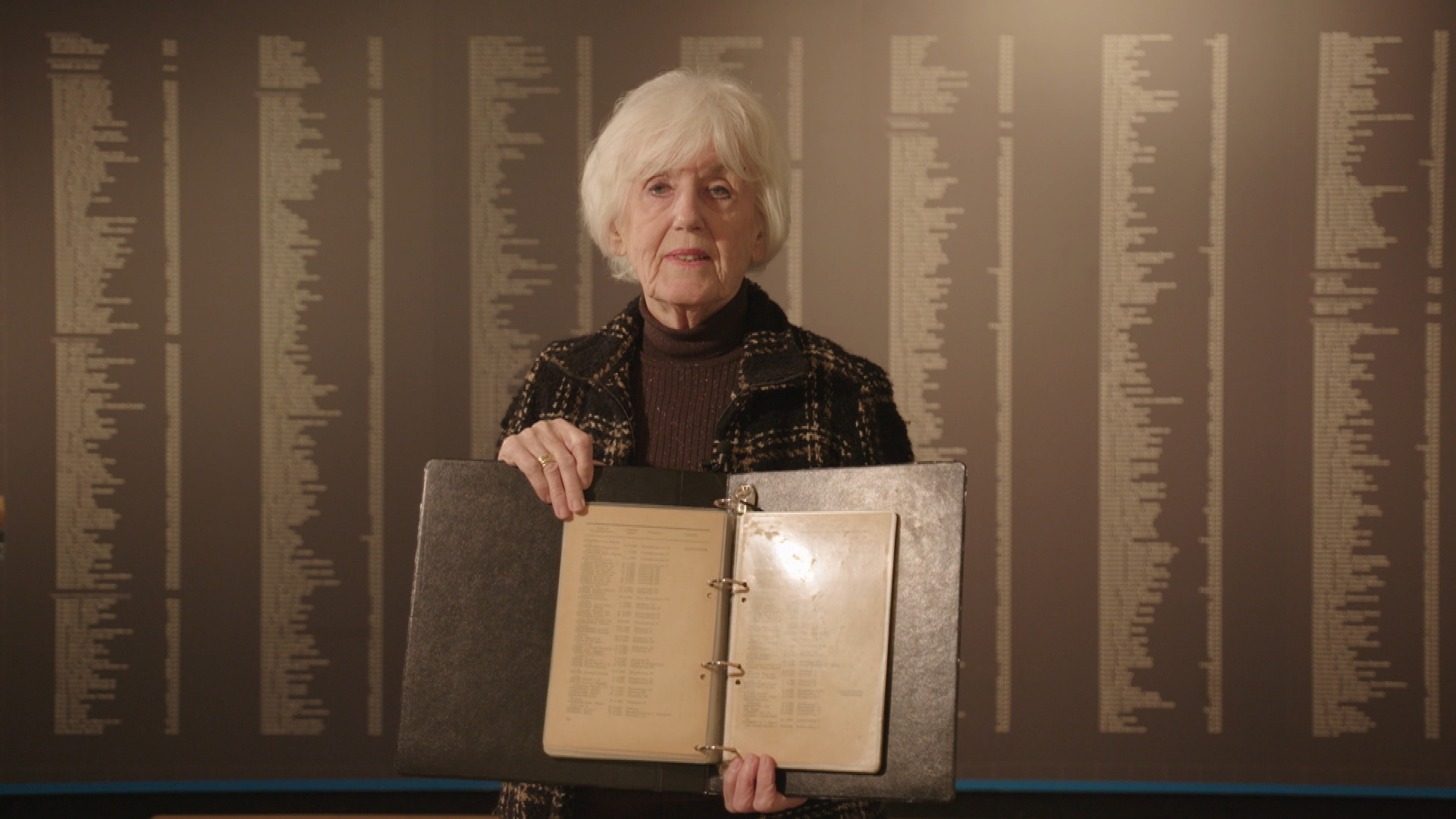 Zeeuwen herdenken rampnacht op eigen manier: ‘Dat ritueel moet gewoon, zo blijft mijn vader herinnerd’