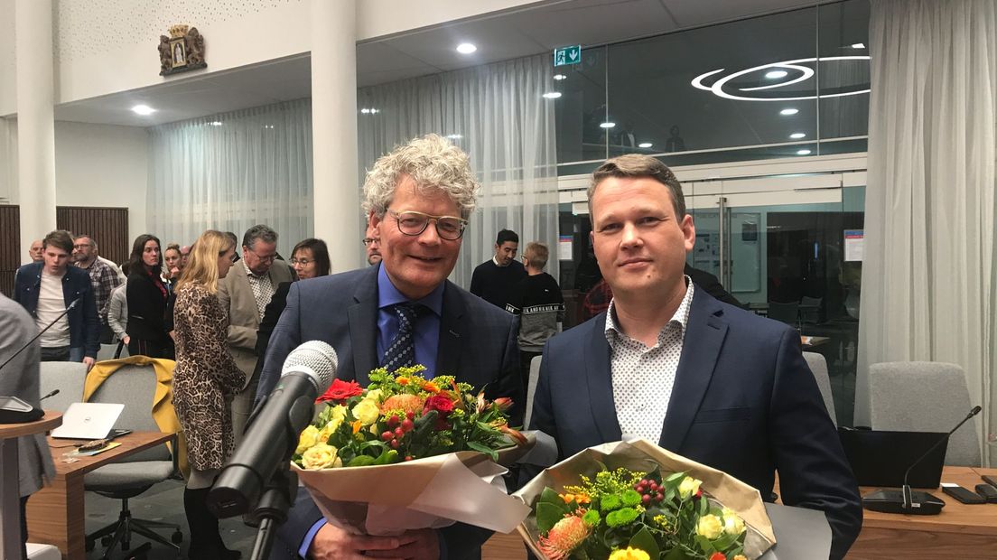 Bob Bergsma (D66) en Jan Broekema (SP) zijn vanavond als nieuwe wethouders van Assen geïnstalleerd