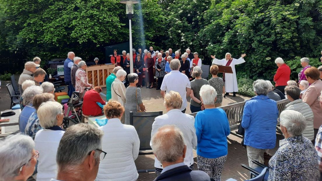 Inbrekers probeerden met brandkast kerk Oost-Souburg vandoor te gaan