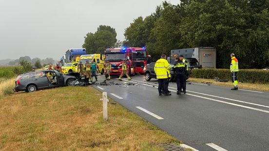 N35 afgesloten door ongeluk bij Wierden, twee gewonden Home