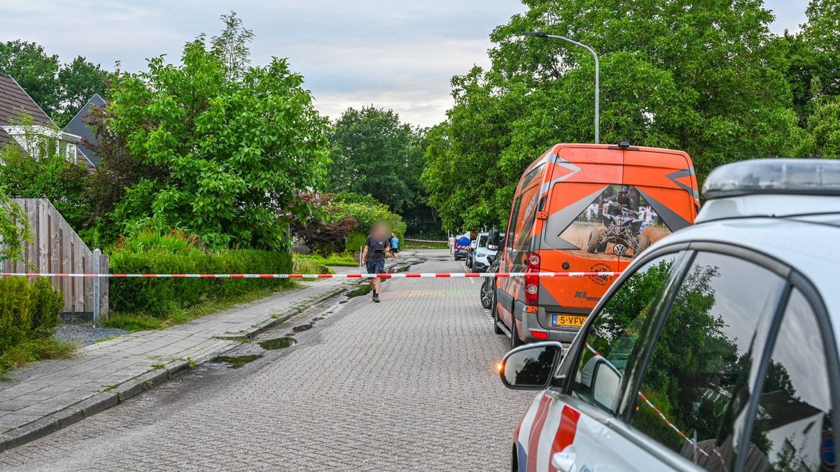 112-nieuws dinsdag 30 juni: Ruim twintig huishoudens en scholen in Leek zonder water na breuk