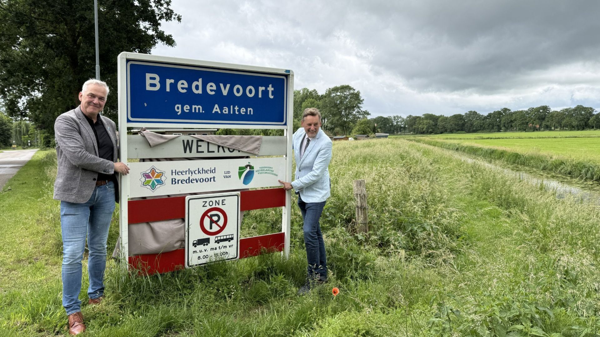 Bredevoort krijgt Vestingsteden-borden en opent historische route ‘Bredevoort Belegerd’