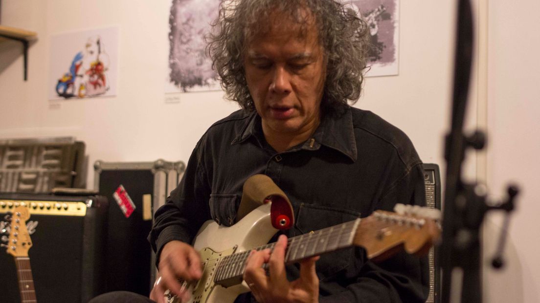 Erwin Java gaat gitaristen selecteren (archieffoto RTV Drenthe/Robbert Oosting)