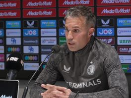 Robin van Persie niet tevreden over de hoekschoppen van Feyenoord