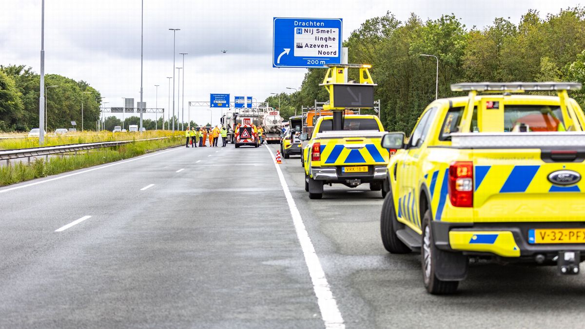 N31 bij Drachten tot diep in de nacht dicht na ongeluk: 