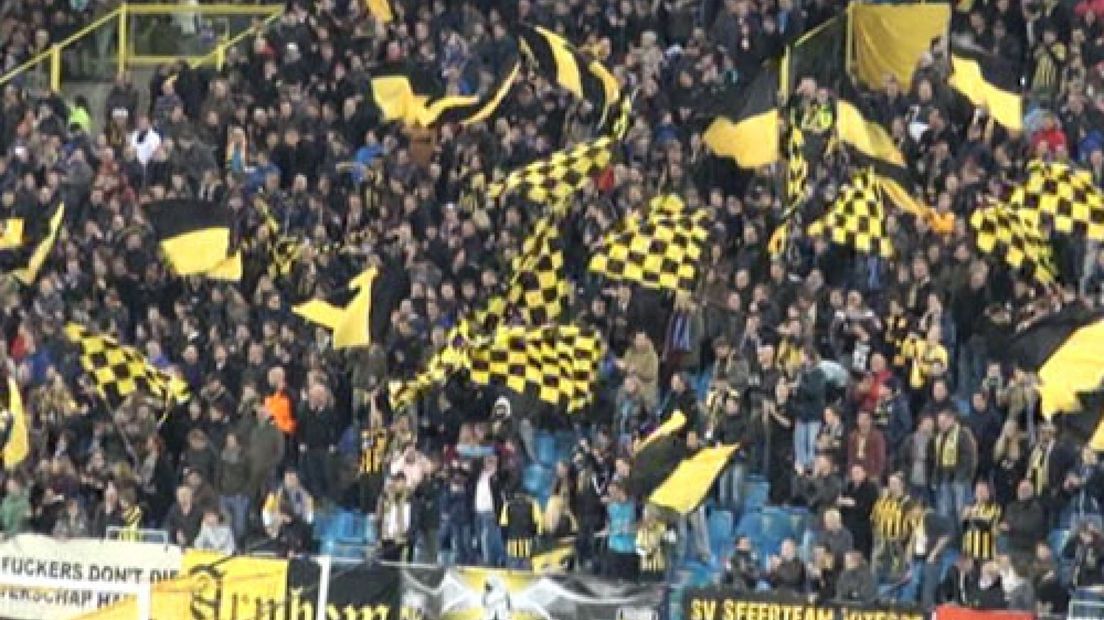 Supportersvereniging Vitesse spuwt haar gal