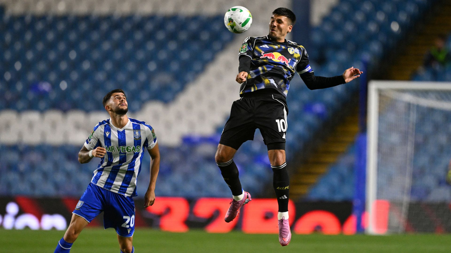 Trainingskamp NEC in Spanje • Piroe kiest voor Suriname