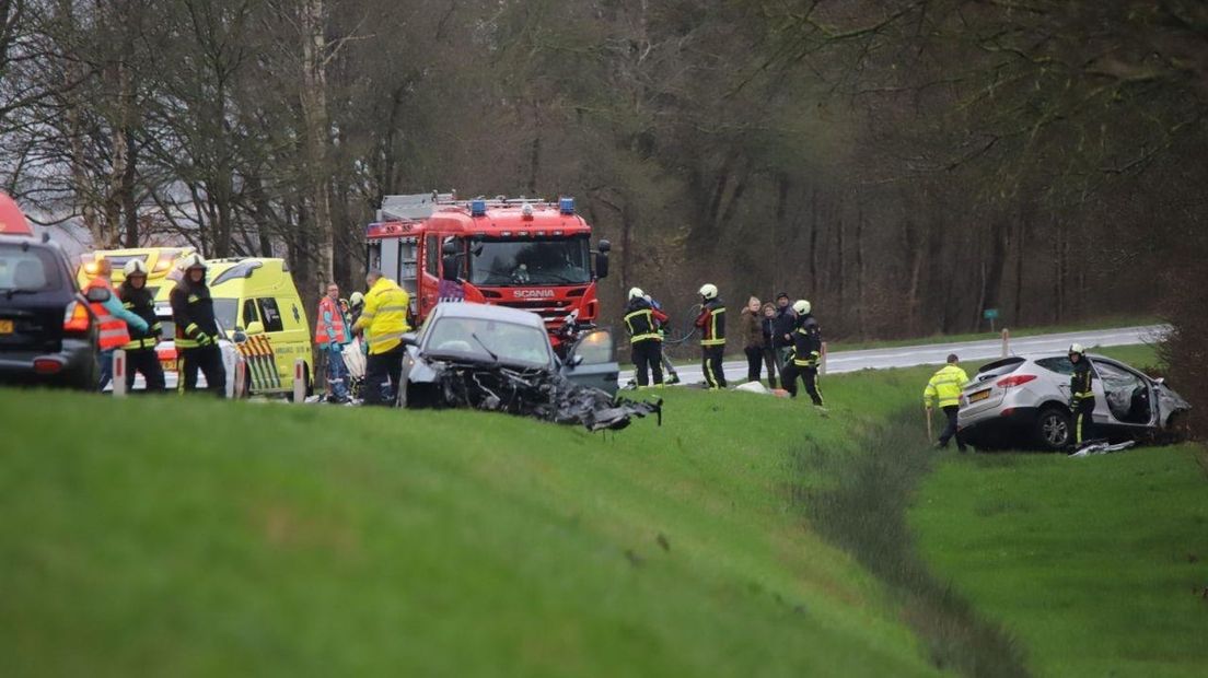 Er zijn twee auto's bij het ongeluk betrokken