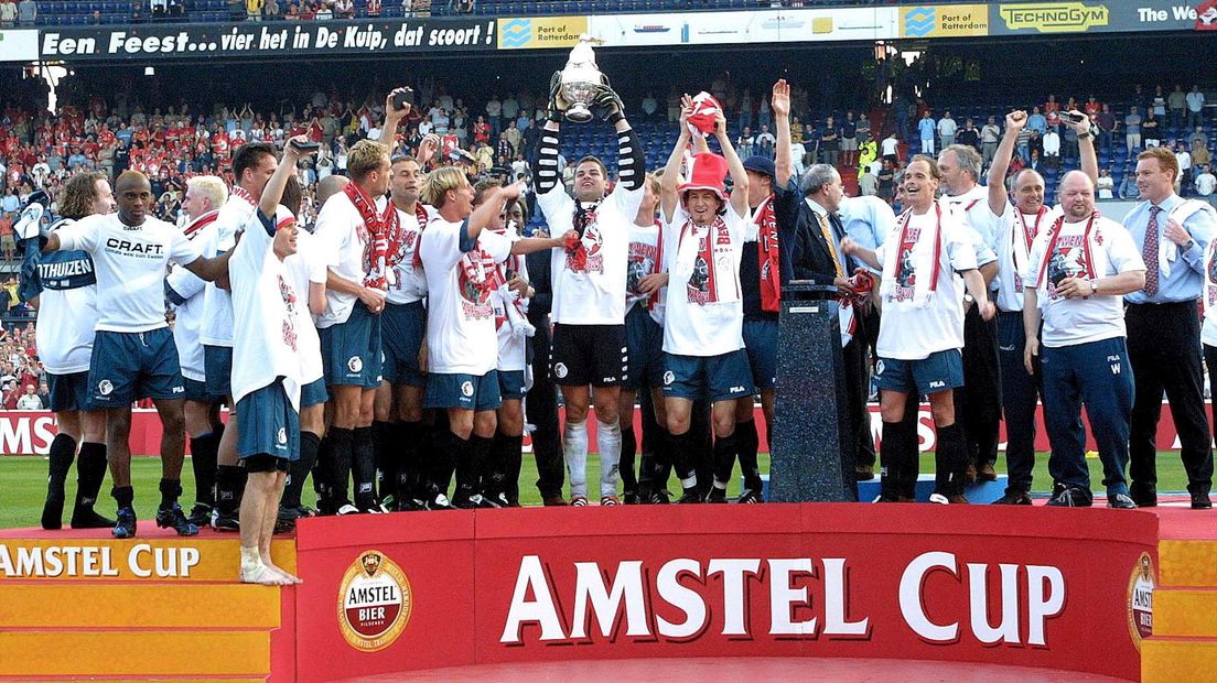 FC Twente wint de beker in 2001