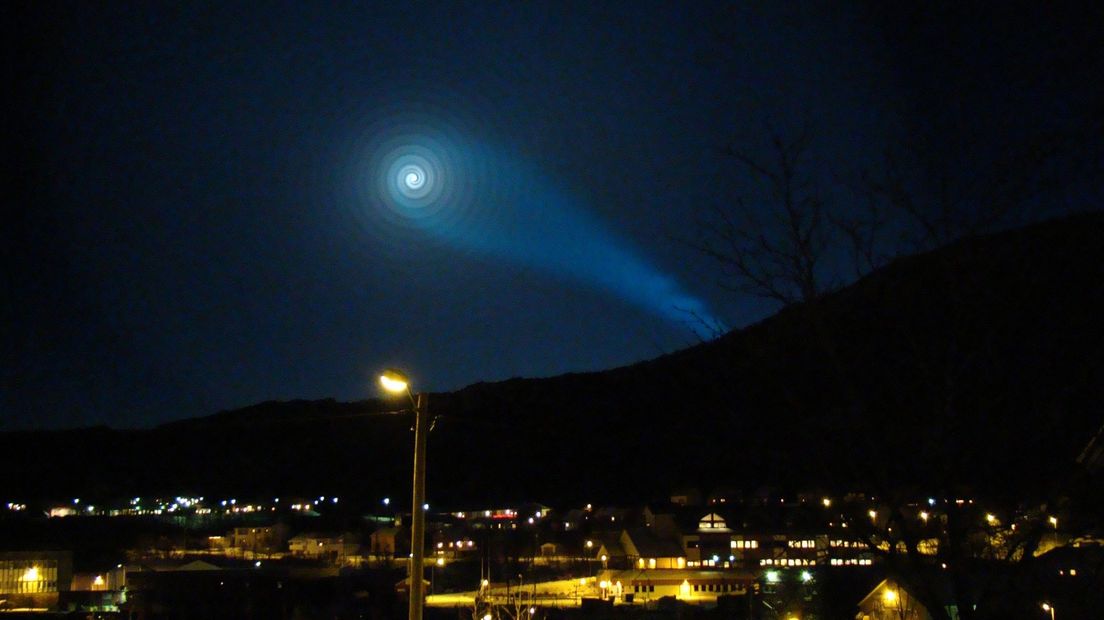 In 2009 werd een mysterieus licht boven Noorwegen gezien. Ooggetuigen menen een ufo te hebben gezien