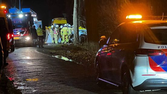 Ongeluk naast de N48 bij Zuidwolde, twee gewonden. Ongeluk naast de N48 bij Zuidwolde, twee gewonden.
