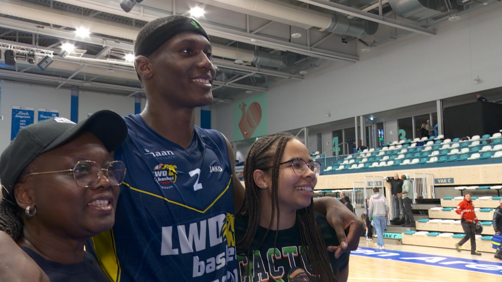 Carmen, Shaquille en Yazz Doorson