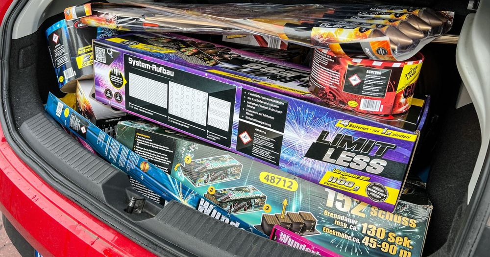 Vuurwerk kopen in Duitsland dit zijn de regels Omroep Gelderland