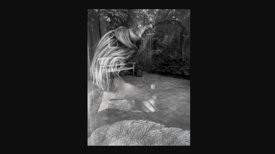 Fotograaf uit Kronenberg wint prijs met foto van doodzieke partner: 'Het voelt heel dubbel' Nieuws