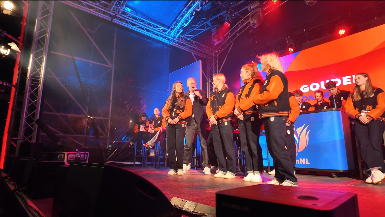 De goudwinners wurde huldige