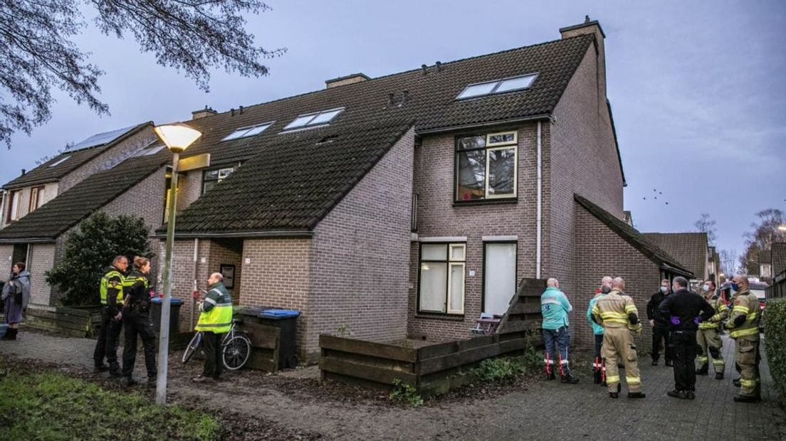 Een explosief ontplofte bij het huis in Arnhem.