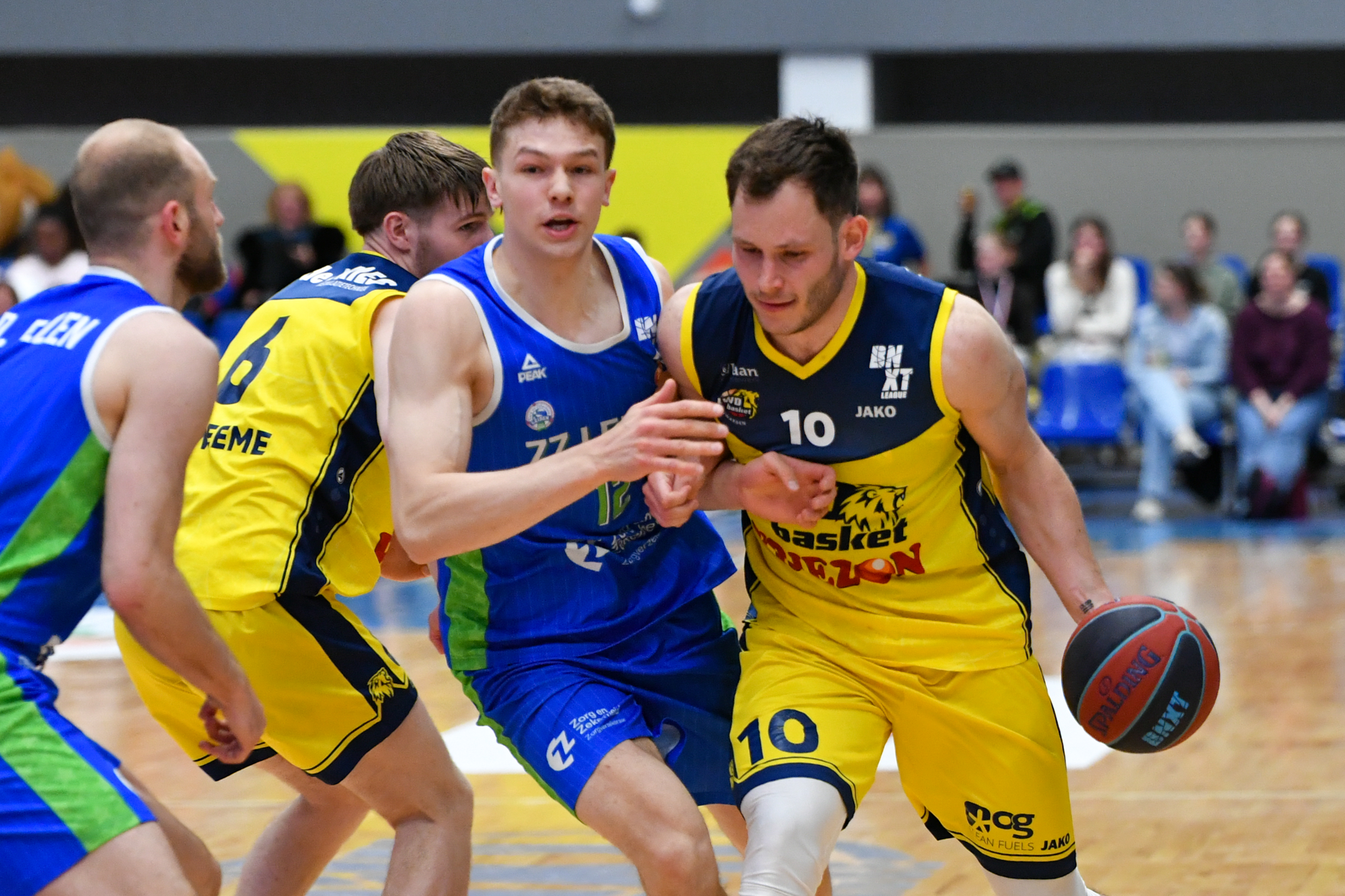 Een week geleden speelde LWD Basket ook al tegen ZZ Leiden, toen nog in de reguliere competitie