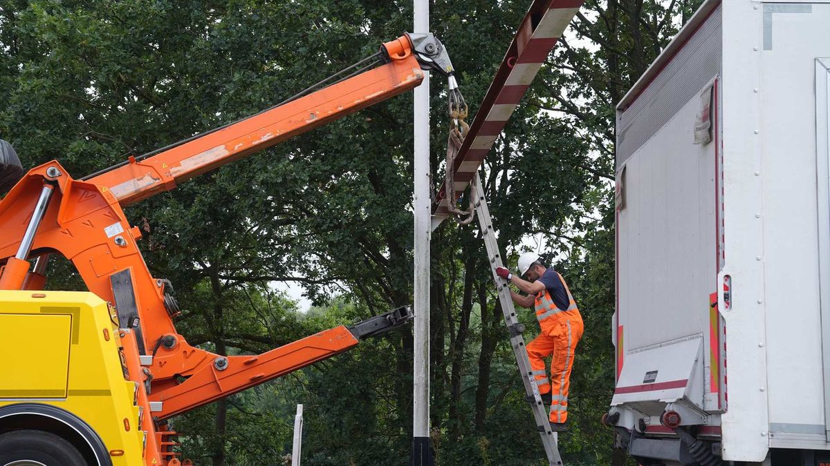 Extra maatregelen omdat chauffeurs hoogtedetectie bij brug blijven negeren