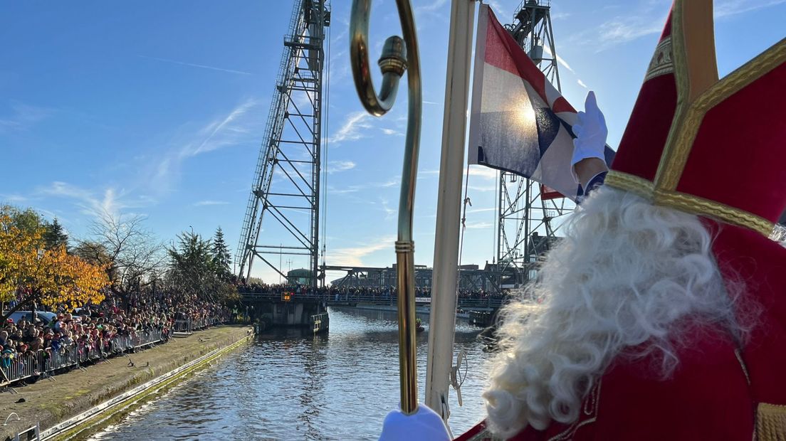 De goedheiligman komt aan in Boskoop