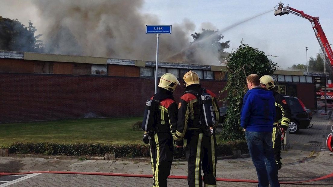 Grote brand in antiekhandel Almelo