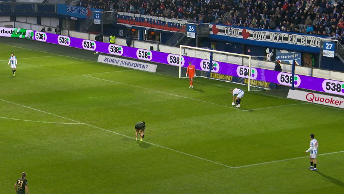 Mysterie rond vermeende handsbal bij Heerenveen - FC Utrecht opgelost