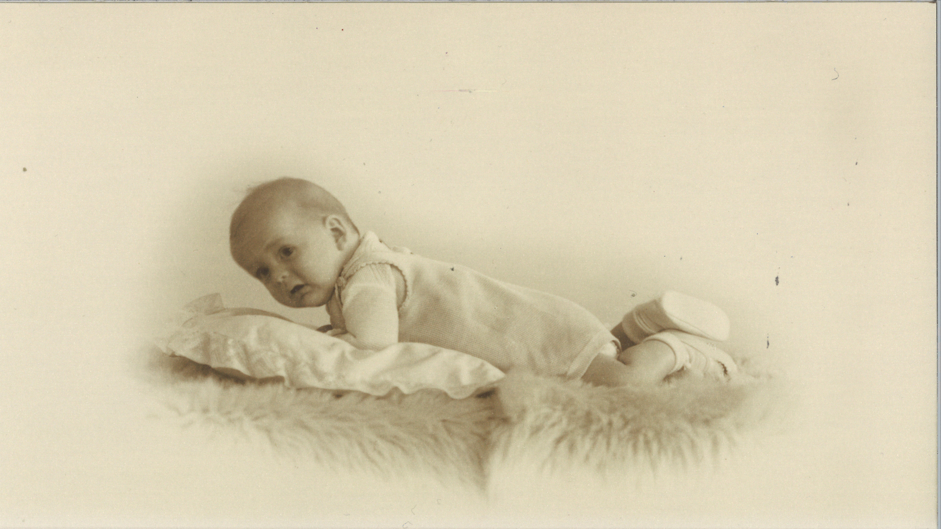 Als oudste zoon van een gezin met drie kinderen groeit Kommer Damen op in Hardinxveld-Giessendam